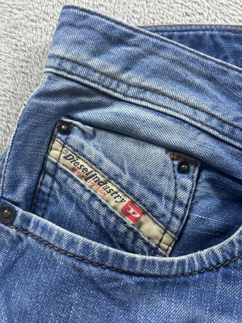 Diesel Jeans Washed Blue Straight-Baggy