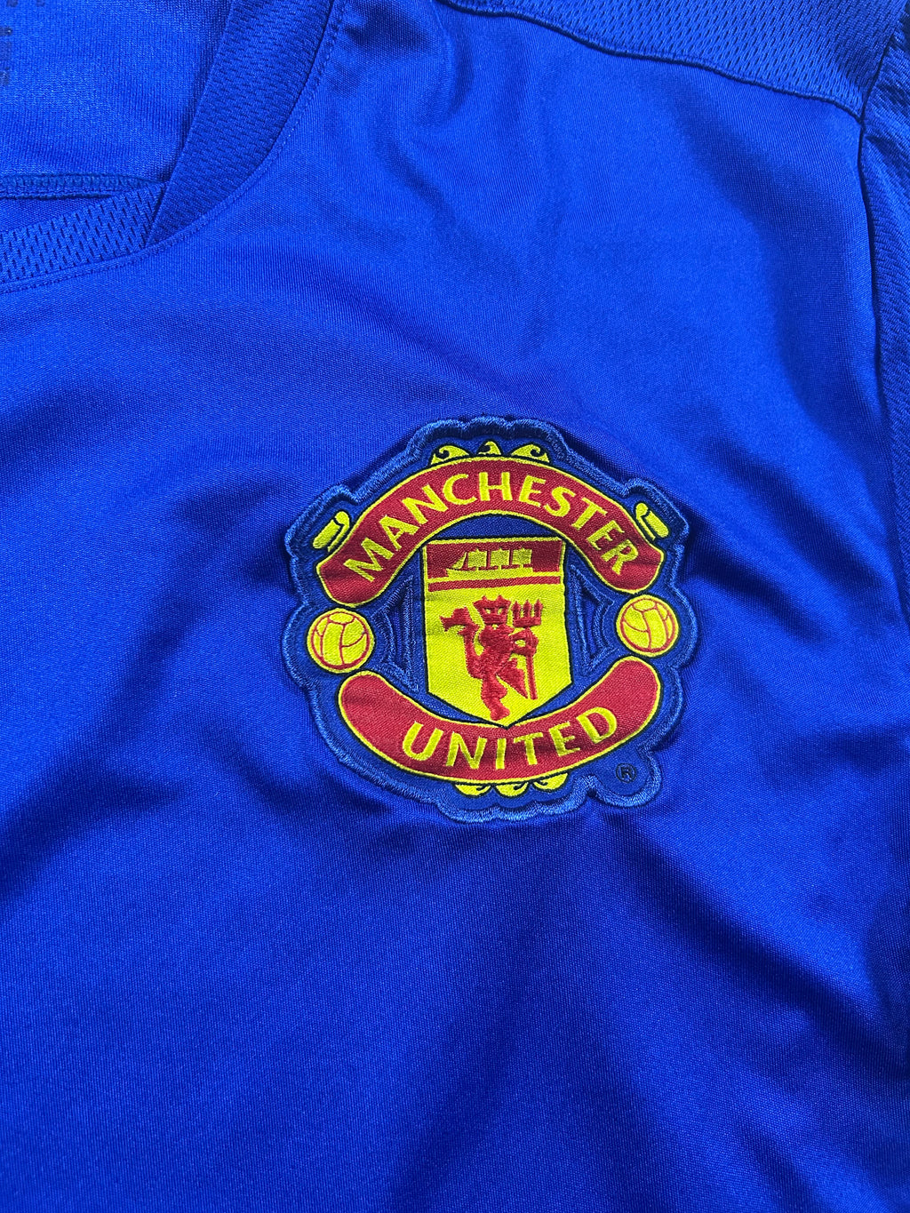 Manchester United Shirt Blue White